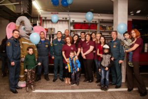 Встреча с пожарными в день аутизма